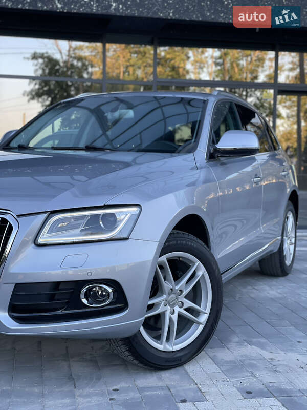 Внедорожник / Кроссовер Audi Q5 2015 в Стрые