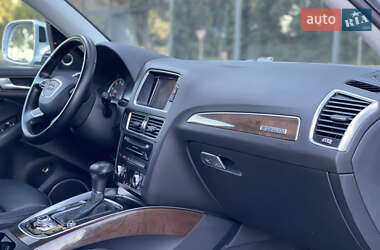 Внедорожник / Кроссовер Audi Q5 2015 в 