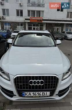Внедорожник / Кроссовер Audi Q5 2016 в 