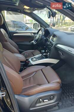 Внедорожник / Кроссовер Audi Q5 2016 в 