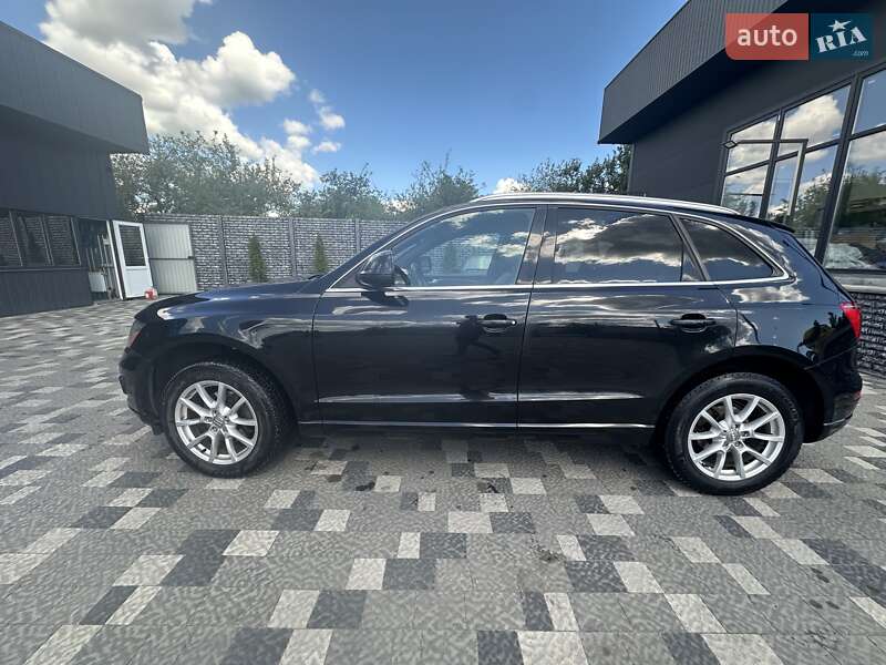 Внедорожник / Кроссовер Audi Q5 2011 в Харькове