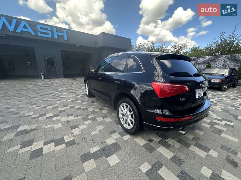 Внедорожник / Кроссовер Audi Q5 2011 в Харькове