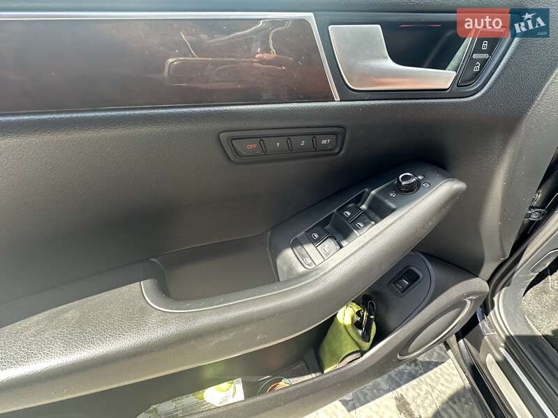 Внедорожник / Кроссовер Audi Q5 2011 в Харькове