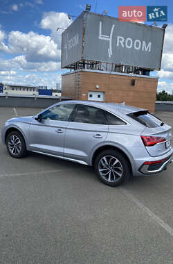 Внедорожник / Кроссовер Audi Q5 2022 в 