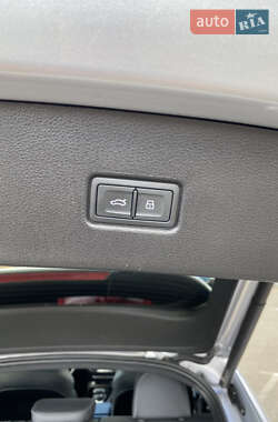 Внедорожник / Кроссовер Audi Q5 2022 в 