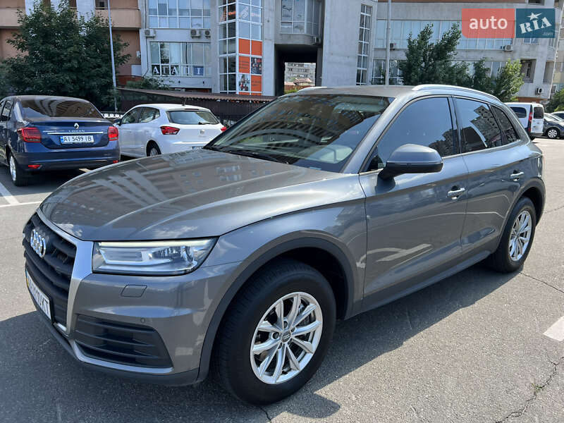 Внедорожник / Кроссовер Audi Q5 2017 в Киеве