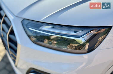 Внедорожник / Кроссовер Audi Q5 2020 в 