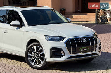 Внедорожник / Кроссовер Audi Q5 2020 в 