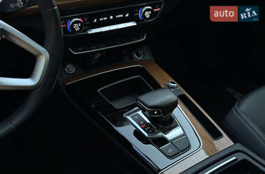 Внедорожник / Кроссовер Audi Q5 2020 в 