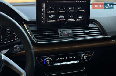 Внедорожник / Кроссовер Audi Q5 2020 в 
