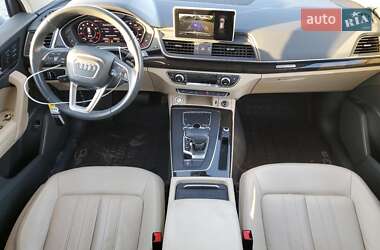 Внедорожник / Кроссовер Audi Q5 2019 в 