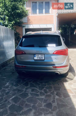 Внедорожник / Кроссовер Audi Q5 2011 в 
