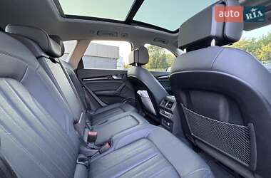 Внедорожник / Кроссовер Audi Q5 2020 в 
