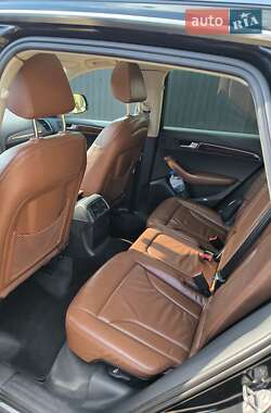 Внедорожник / Кроссовер Audi Q5 2009 в 