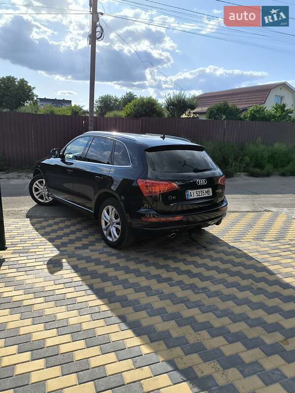 Внедорожник / Кроссовер Audi Q5 2009 в Петропавловской Борщаговке