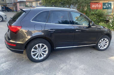 Внедорожник / Кроссовер Audi Q5 2015 в 