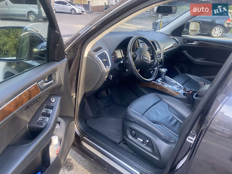 Внедорожник / Кроссовер Audi Q5 2015 в Хмельницком