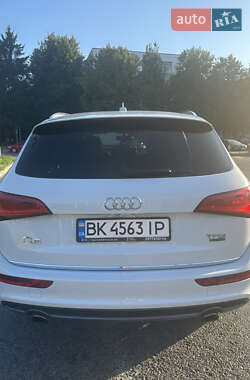Внедорожник / Кроссовер Audi Q5 2015 в 