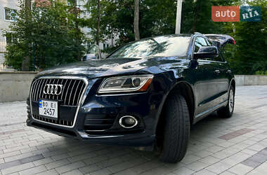 Внедорожник / Кроссовер Audi Q5 2015 в 