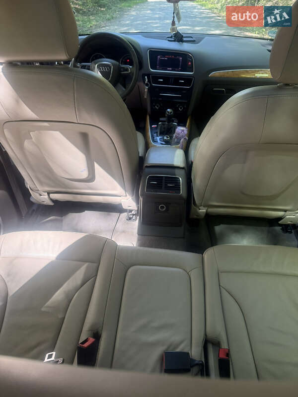 Внедорожник / Кроссовер Audi Q5 2011 в Новой Ушице фото 3 Внедорожник / Кроссовер Audi Q5 2011 в Новой Ушице