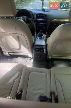 Внедорожник / Кроссовер Audi Q5 2011 в 