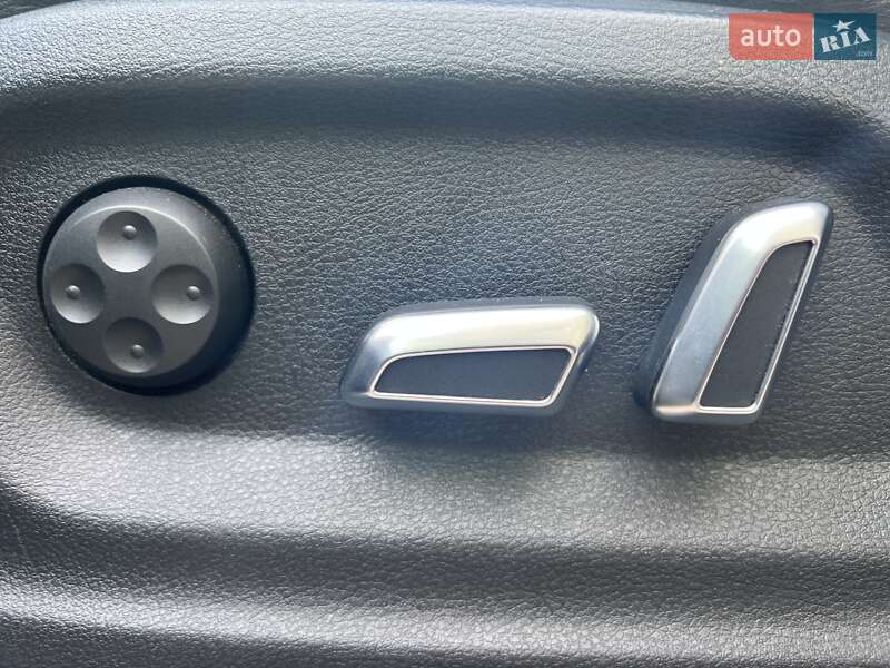 Внедорожник / Кроссовер Audi Q5 2013 в Киеве