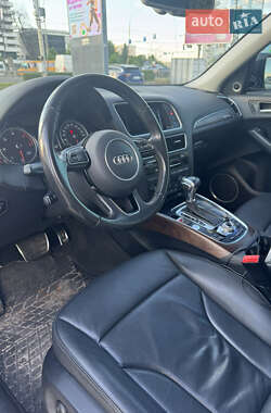 Внедорожник / Кроссовер Audi Q5 2015 в 