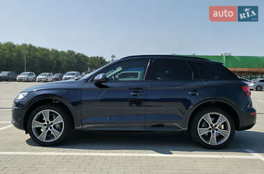 Внедорожник / Кроссовер Audi Q5 2019 в 
