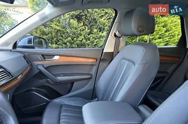 Внедорожник / Кроссовер Audi Q5 2021 в 