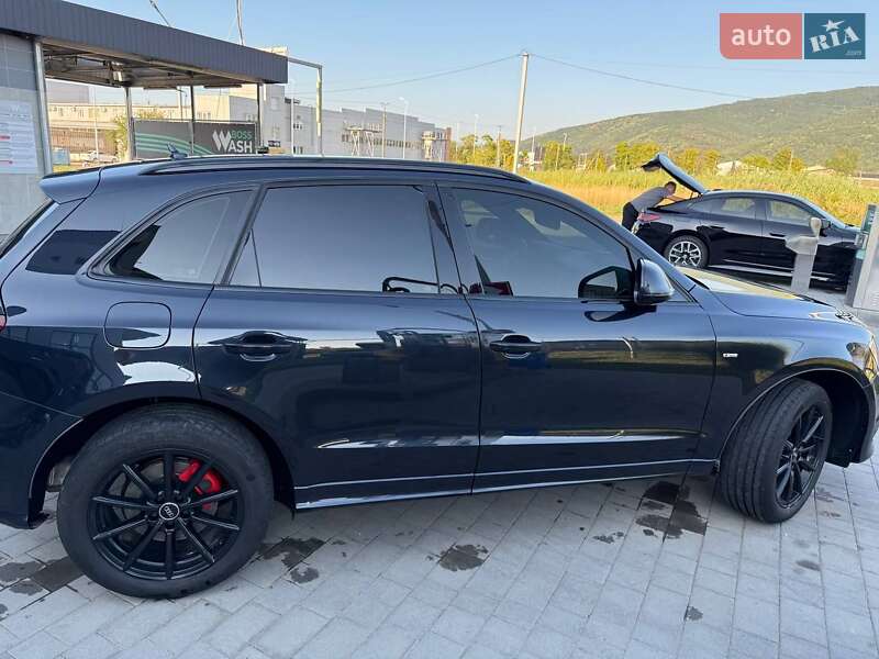 Внедорожник / Кроссовер Audi Q5 2015 в Виноградове