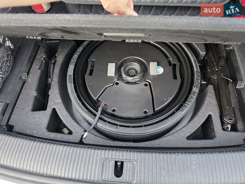 Внедорожник / Кроссовер Audi Q5 2019 в Ужгороде