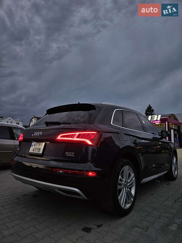 Позашляховик / Кросовер Audi Q5 2018 в Львові