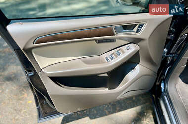 Внедорожник / Кроссовер Audi Q5 2013 в 