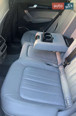 Внедорожник / Кроссовер Audi Q5 2019 в 
