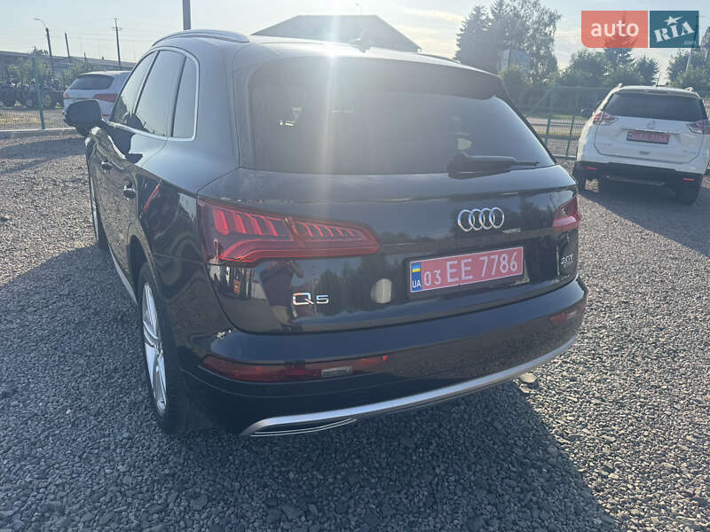 Внедорожник / Кроссовер Audi Q5 2018 в Луцке