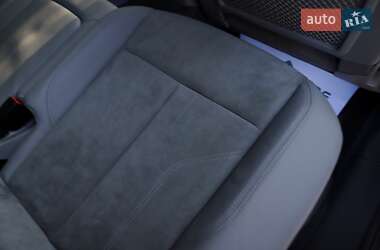 Внедорожник / Кроссовер Audi Q5 2018 в 