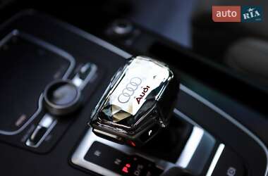 Внедорожник / Кроссовер Audi Q5 2018 в 