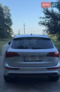 Внедорожник / Кроссовер Audi Q5 2011 в 