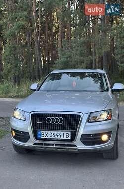 Внедорожник / Кроссовер Audi Q5 2011 в 