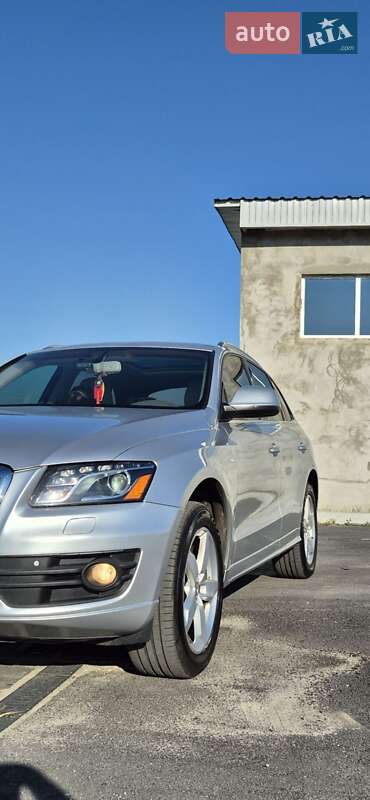 Позашляховик / Кросовер Audi Q5 2011 в Славуті