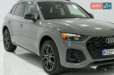 Внедорожник / Кроссовер Audi Q5 2022 в 