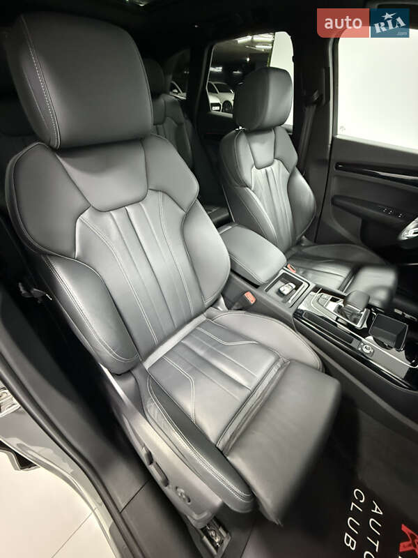 Внедорожник / Кроссовер Audi Q5 2022 в Одессе