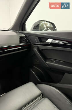 Внедорожник / Кроссовер Audi Q5 2022 в 