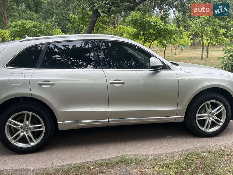 Внедорожник / Кроссовер Audi Q5 2017 в Киеве