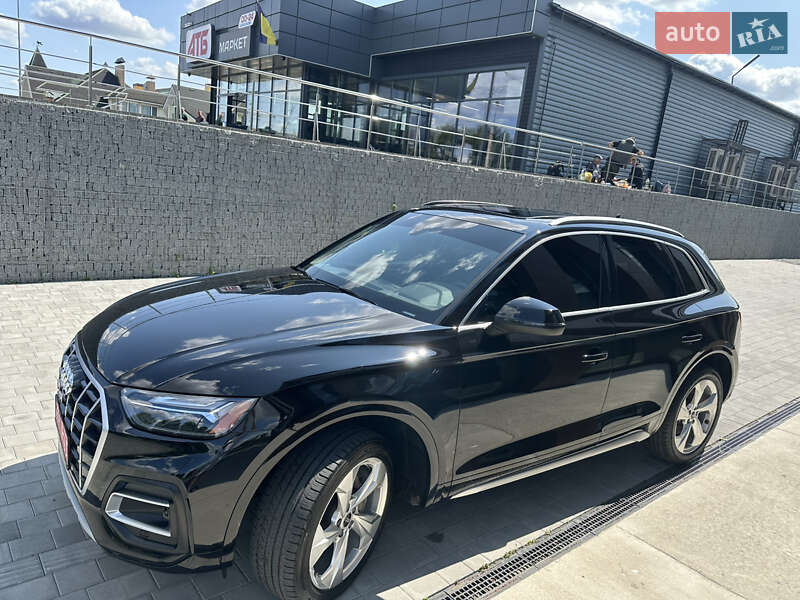 Внедорожник / Кроссовер Audi Q5 2021 в Луцке