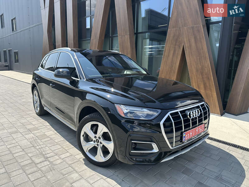 Внедорожник / Кроссовер Audi Q5 2021 в Луцке
