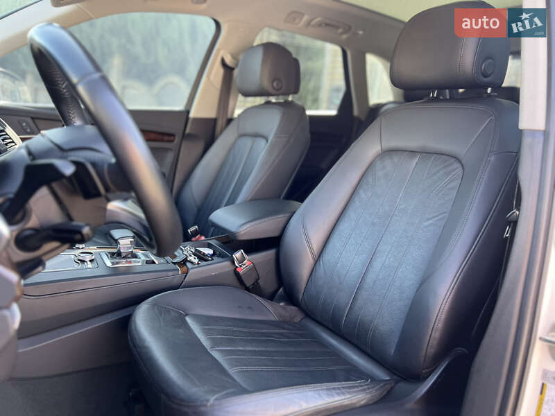Внедорожник / Кроссовер Audi Q5 2018 в Ровно