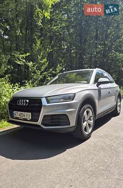 Позашляховик / Кросовер Audi Q5 2017 в Івано-Франківську