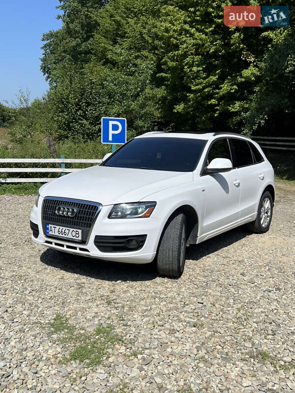 Внедорожник / Кроссовер Audi Q5 2011 в Ивано-Франковске