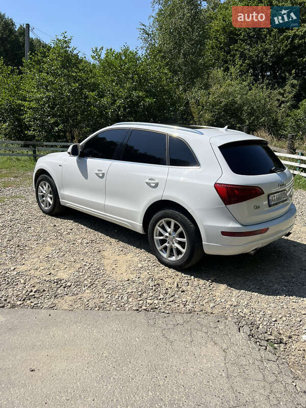 Внедорожник / Кроссовер Audi Q5 2011 в Ивано-Франковске